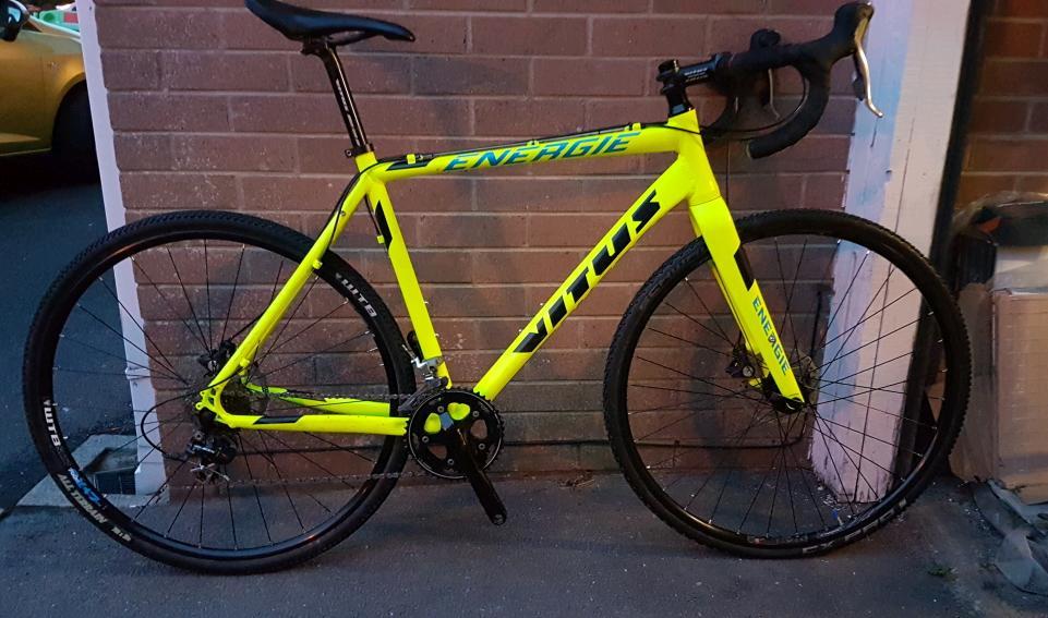 schwalbe land cruiser 700x35c